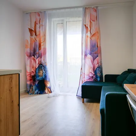 Ceglana Przytulna Kawalerka W Centrum Katowic Daire Katoviçe